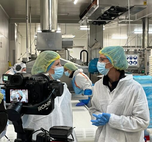 Immersion vidéo découverte métier recrutement formation orientation marque employeur commerce R&D traiteur