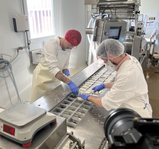 Immersion vidéo découverte métier recrutement formation orientation marque employeur commerce R&D traiteur