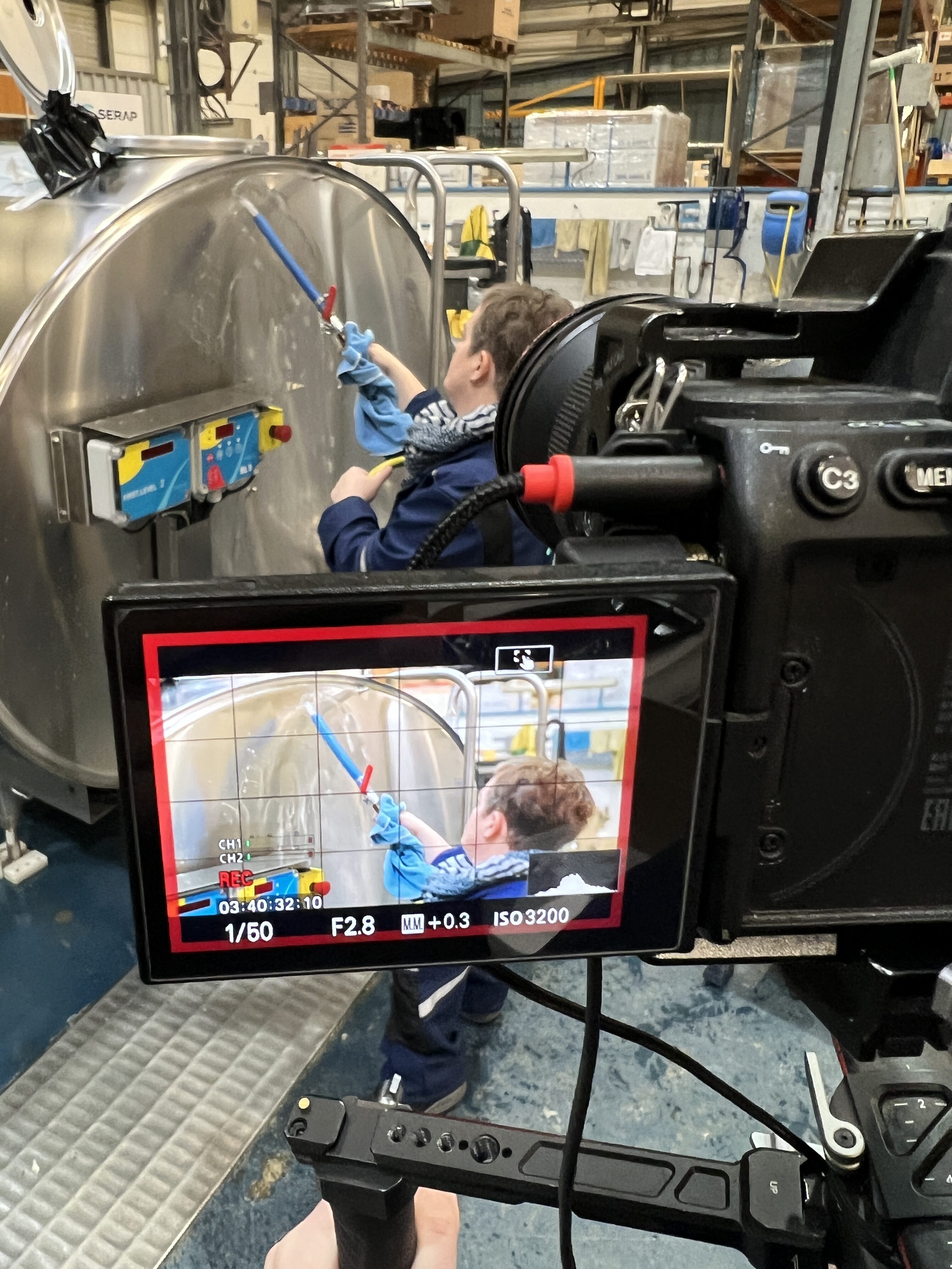 Immersion vidéo découverte métier recrutement formation orientation marque employeur industrie technicien job électricien frigoriste